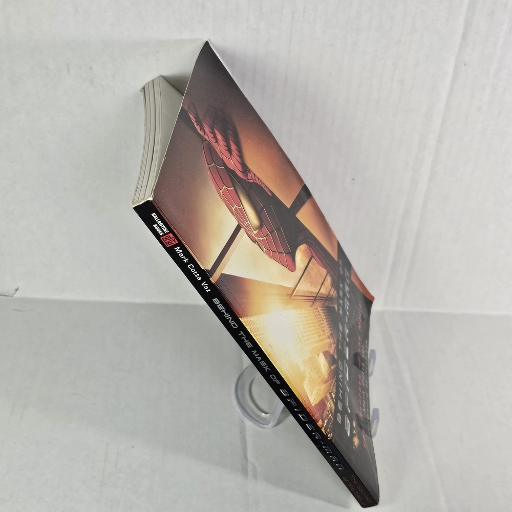 Behind the Mask of Spider-Man Guide - Red Cover - Picture 3 of 3